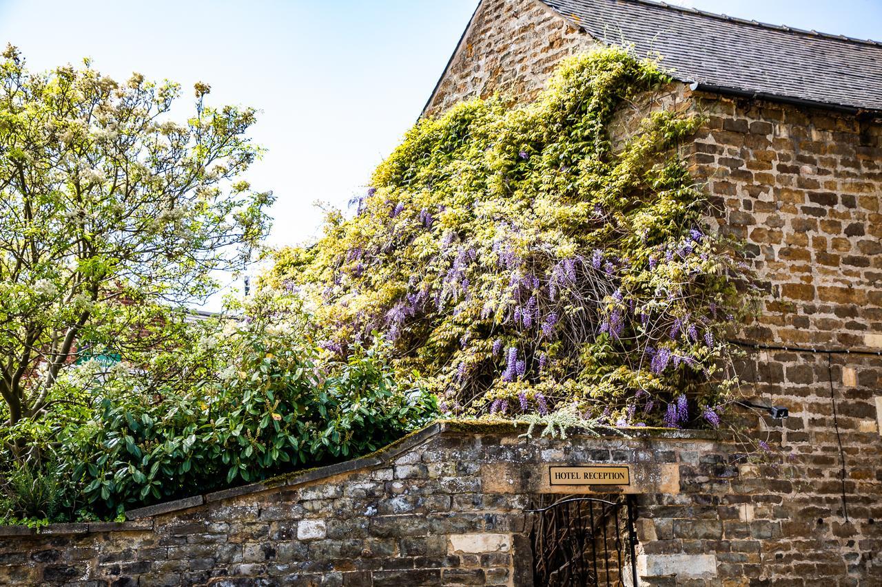 Wisteria Hotel 奥克姆 外观 照片